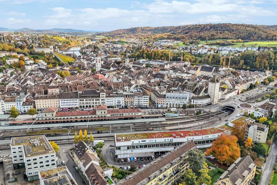 Top ausgebaute Büro-/Gewerbeflächen direkt am Bahnhof Schaffhausen – photo 17 sur 18