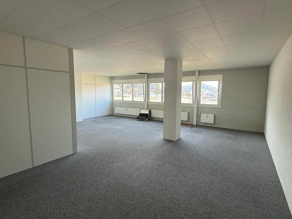 64m² Büro in Baar zu vermieten