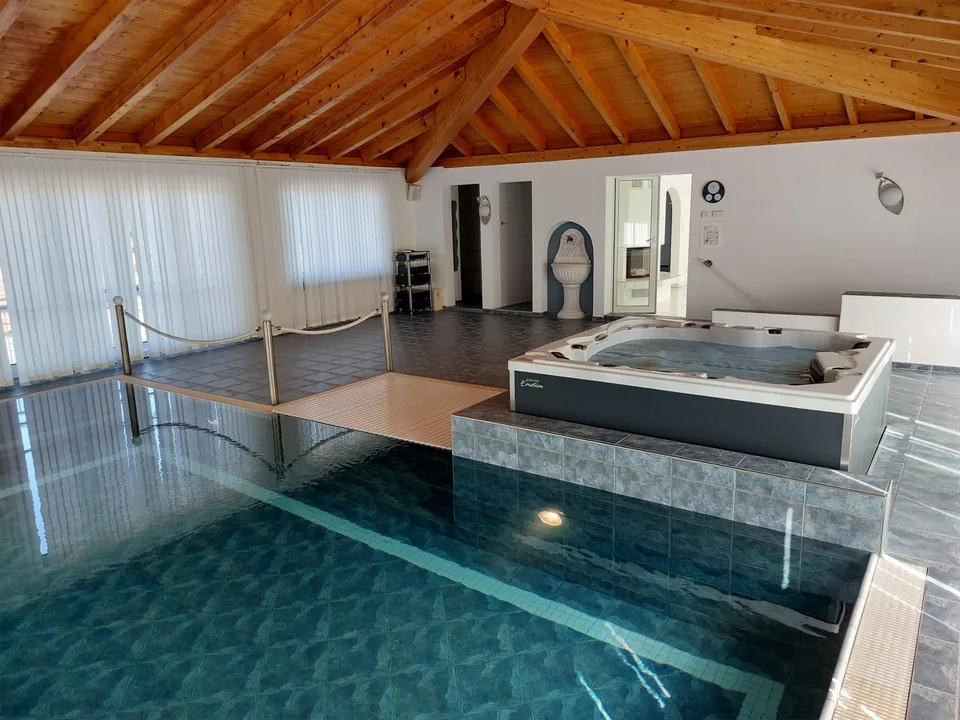 Aussergewöhnliche 3.5-Zimmerwohnung mit Wellness-Oase