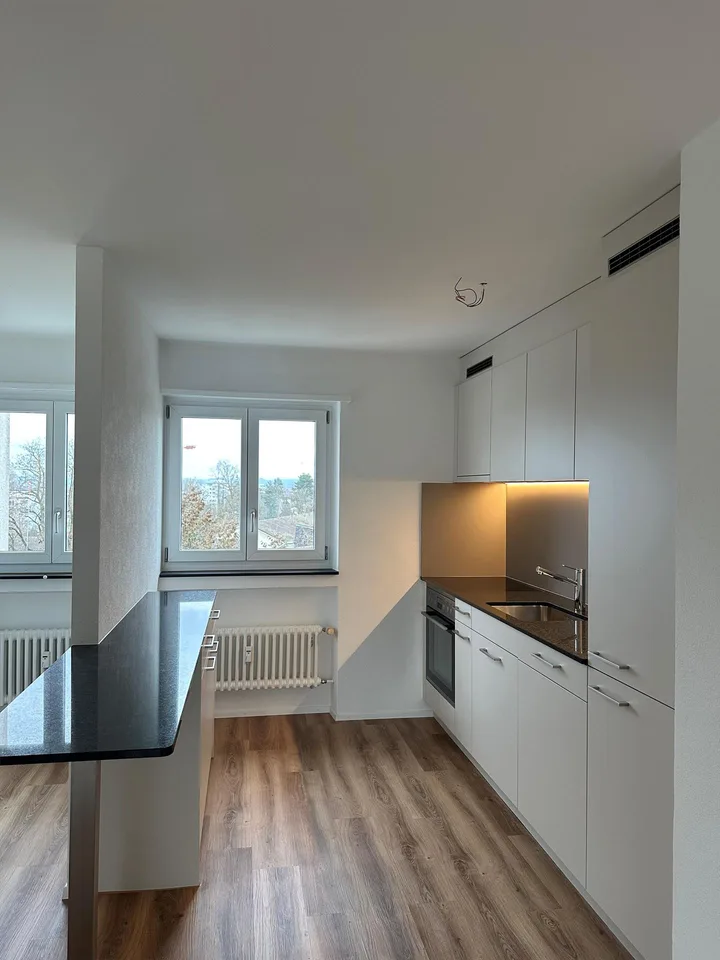 Kernsanierte 3.5 Zimmerwohnung im Zentrum von Kreuzlingen
