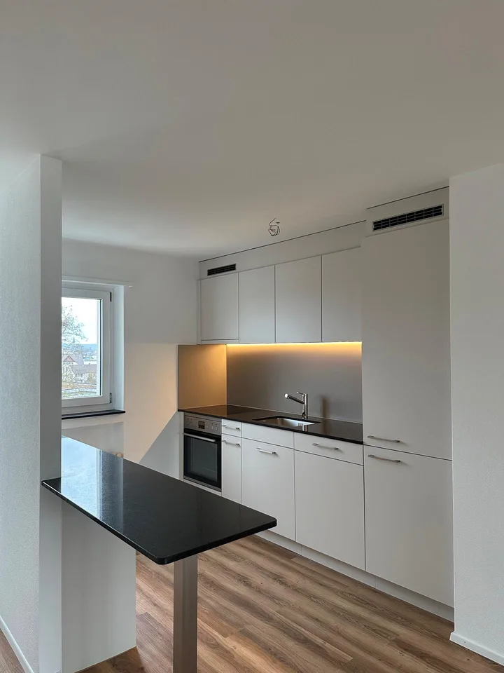 Kernsanierte 3.5 Zimmerwohnung im Zentrum von Kreuzlingen