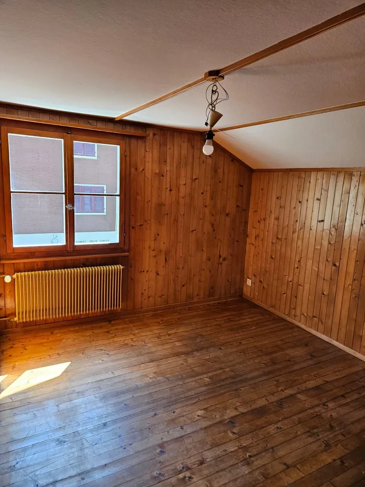 Charmantes 5.5-Zimmer-Einfamilienhaus mit Umschwung – Foto 7 von 13