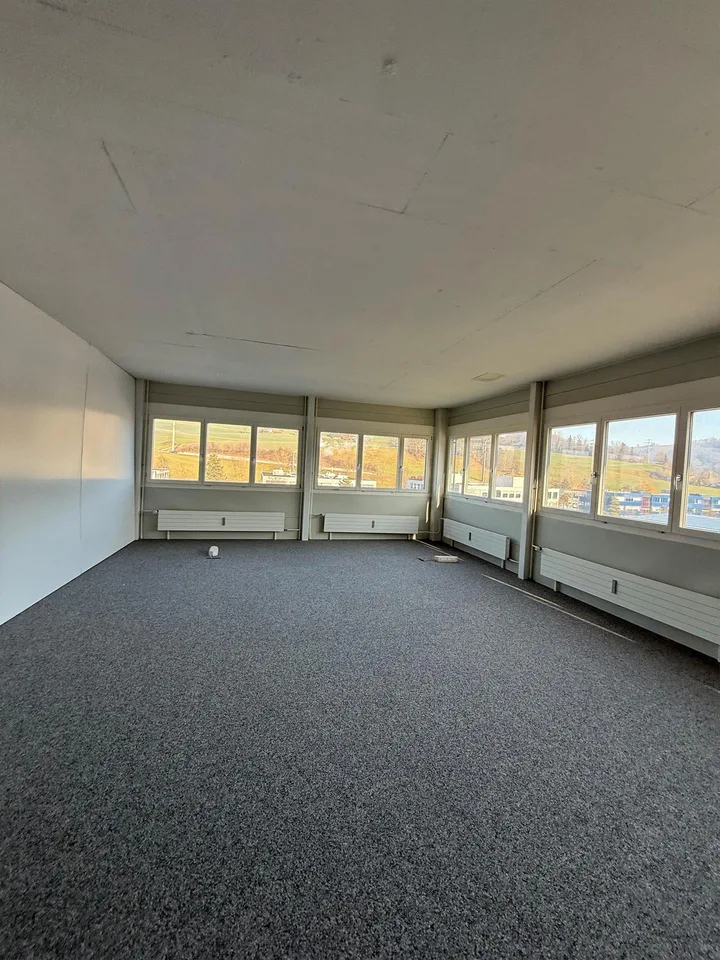 307m² Büro in Baar zu vermieten – Foto 10 von 12
