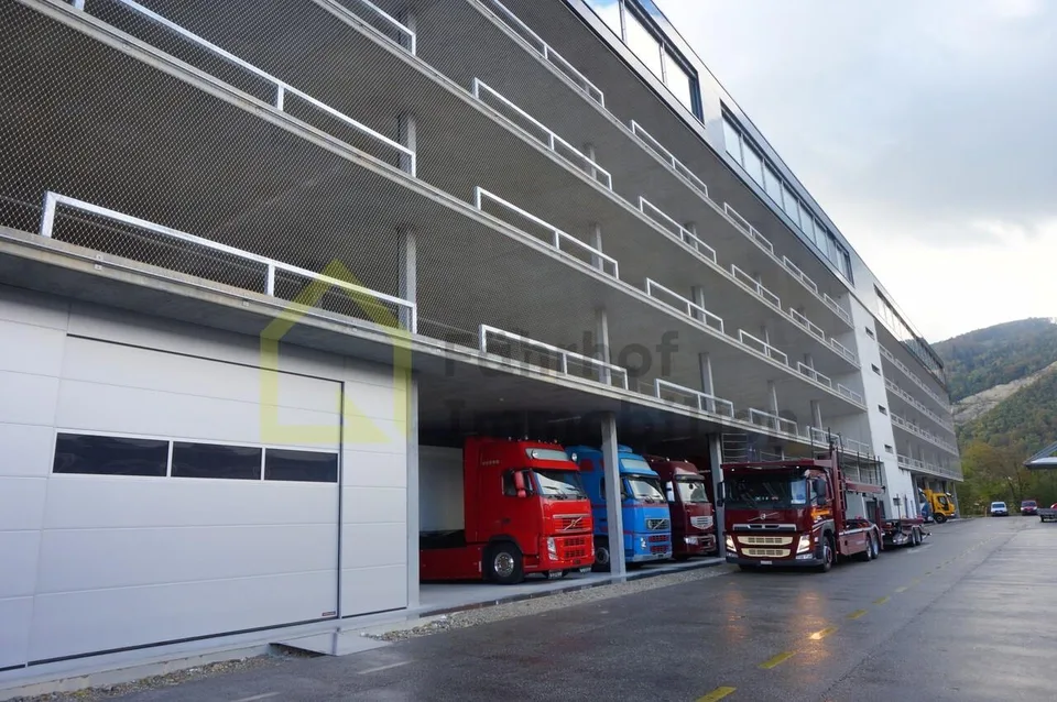 PKW - Parkplätze in Parkhaus (Ladestationen E-Mobility vorhanden) – foto 7 di 7