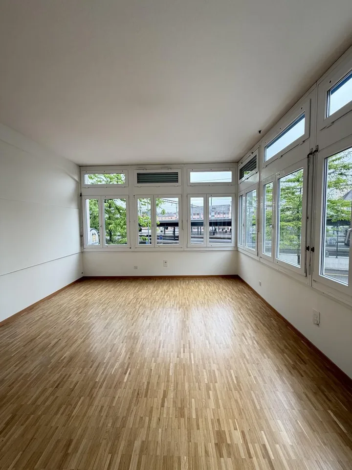 Ihr neues Office direkt beim Bahnhof Oerlikon