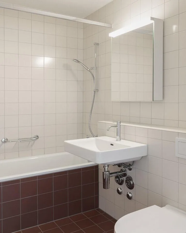 MIETEN OHNE KAUTION - Neu sanierte und zentral gelegene Attika-Wohnung