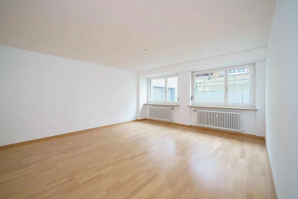 Büroflächen zu vermieten – 55 m² an zentraler Lage in Bottmingen