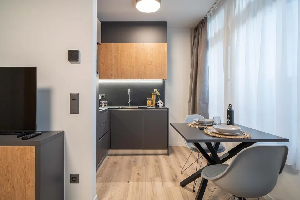 City Pop - Studio Apartments in Basel, next to the train station