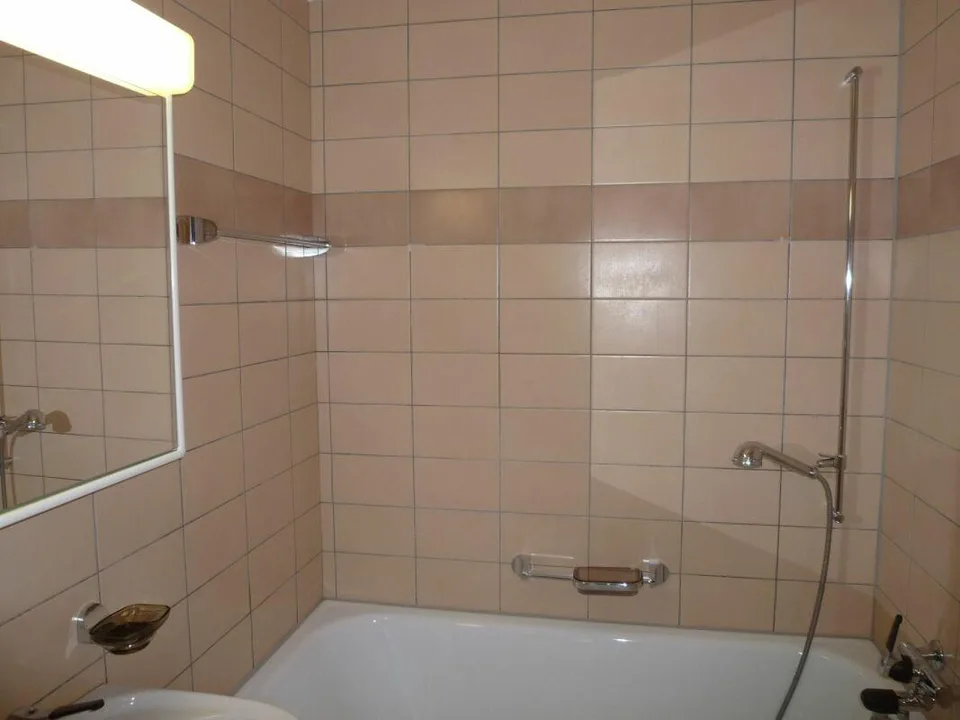 Geräumige und helle 4 Zimmer Wohnung in Zentrumsnähe