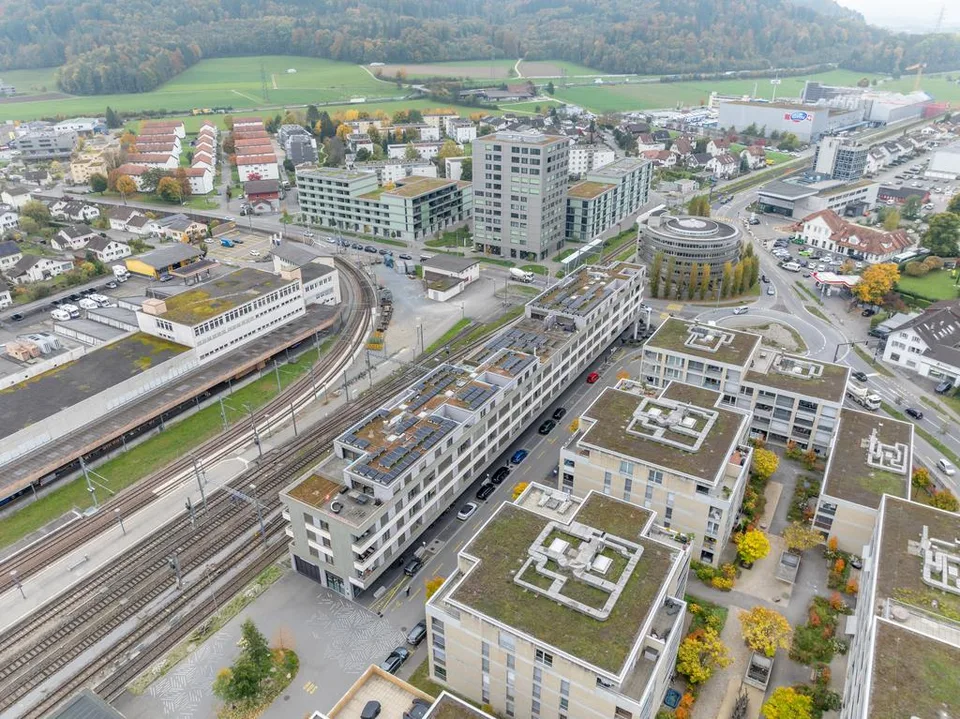 103m2 bis 230m2 Gewerbe-/Bürofläche direkt am Bahnhof zu vermieten