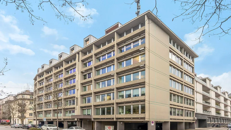 Vollausgebaute Bürofläche mit einzigartiger Seesicht