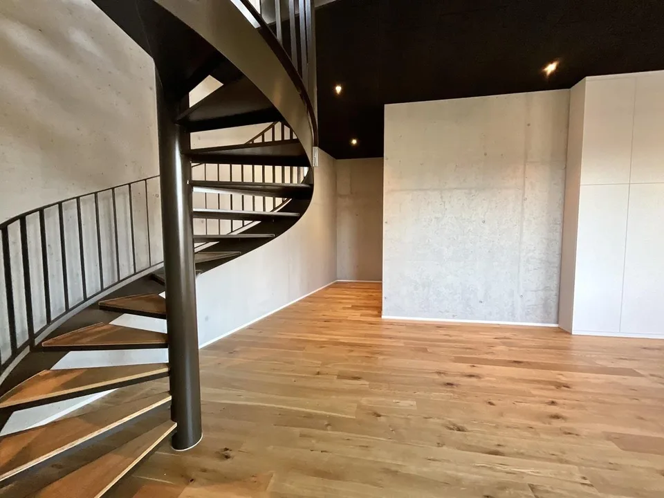 Vielseitiges Gewerbe auf zwei Etagen – im Zentrum von Emmenbrücke – photo 7 of 12