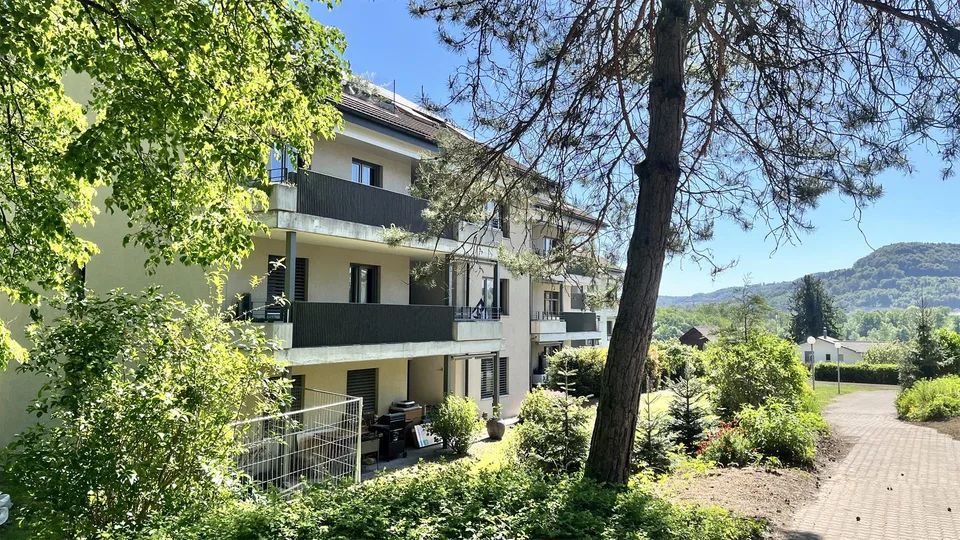 Motorradeinstellplatz zu vermieten!