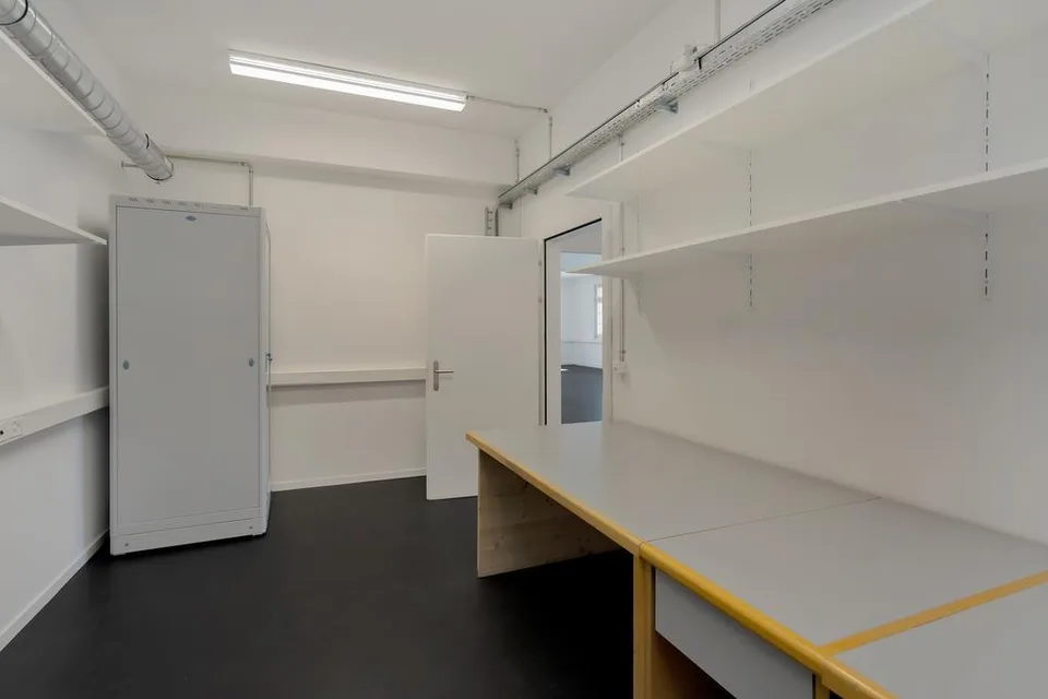 Gewerbe/-Bürofläche im Industriegebiet Olten zu vermieten – foto 10 di 10