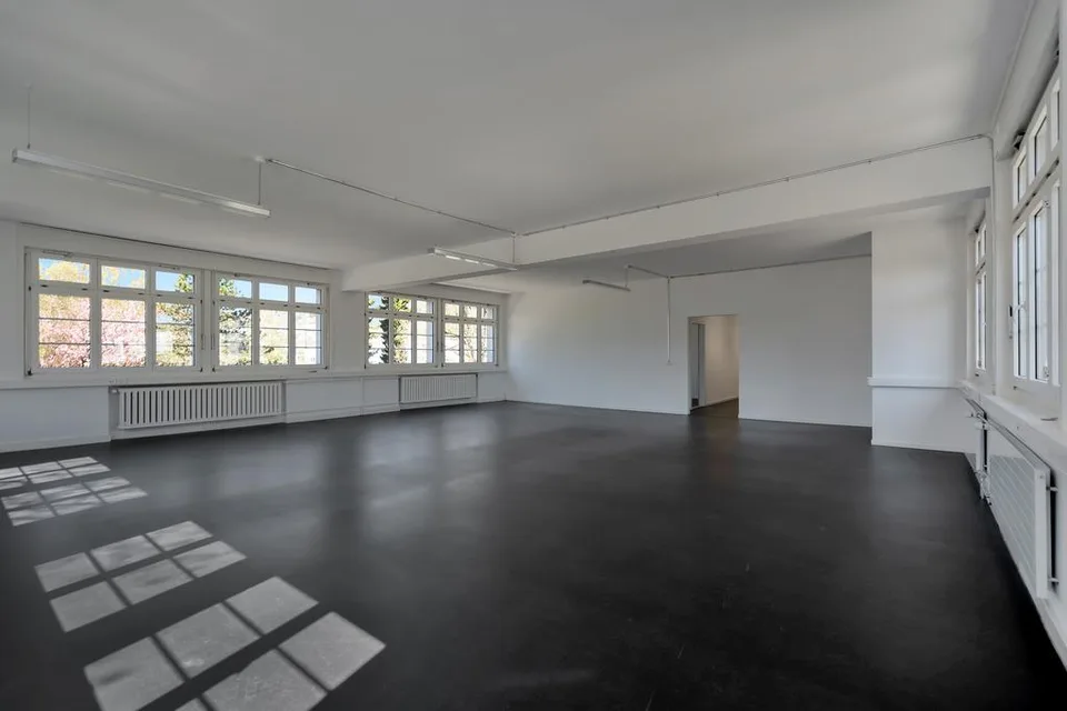 Gewerbe/-Bürofläche im Industriegebiet Olten zu vermieten