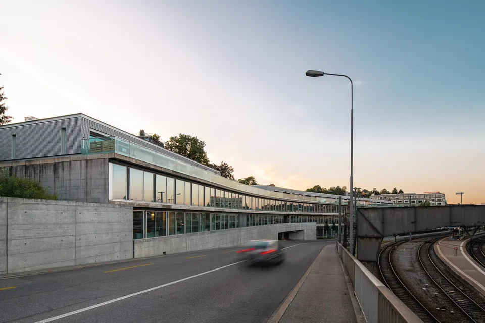 Einstellplätze in Bahnhofsnähe zu vermieten