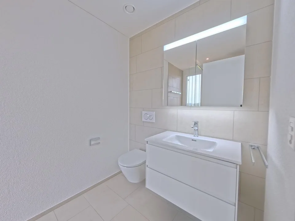Neubau-Erstbezug: 2 grosszügige 3.5-Zi. -Dachwohnungen in Schafisheim – photo 9 sur 18
