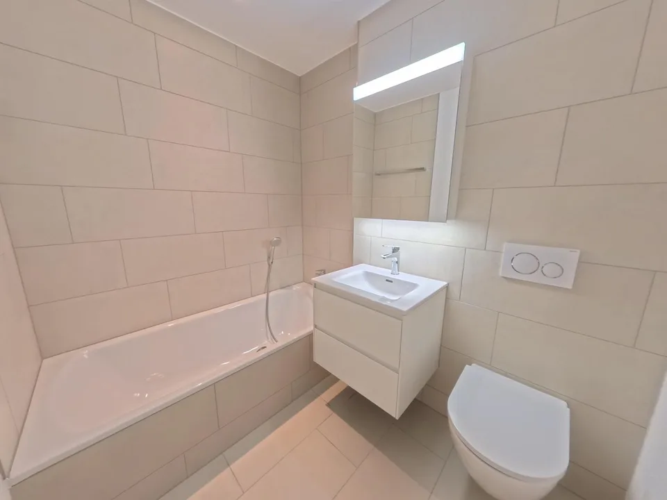 Neubau-Erstbezug: 2 grosszügige 3.5-Zi. -Dachwohnungen in Schafisheim – photo 6 sur 18