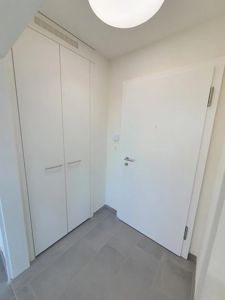 Sanierte 1 1/2-Zimmer-Attikawohnung  im St. Johann-Quartier