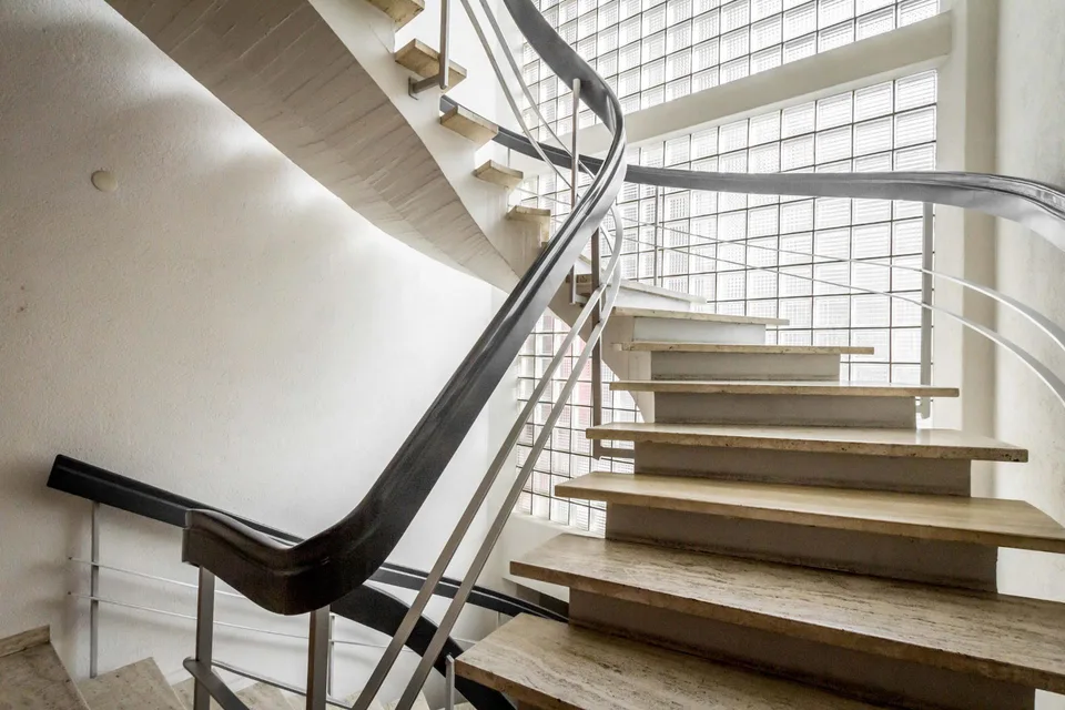 Büro ca. 104 m2 im 3.OG, in 8004 Zürich zu vermieten