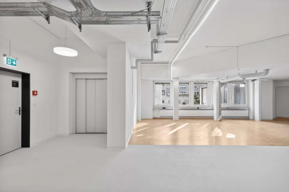 Attraktive Geschäftsfläche für Büro, Produktion oder Lager – photo 7 sur 10