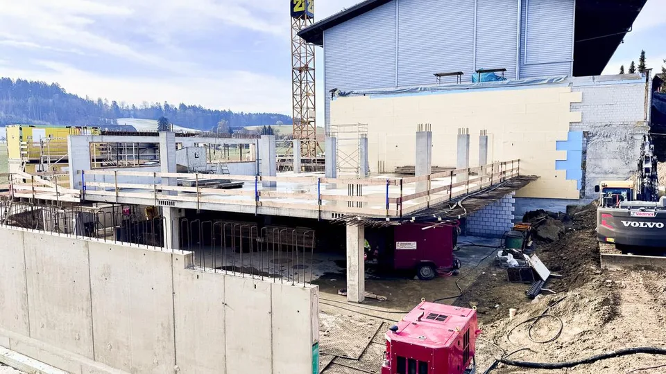 TOP! 300 m² Werkstatt an bester Lage in der Gemeinde Bern – Foto 7 von 7