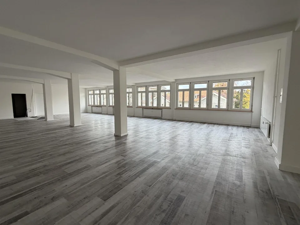 180 m2 Gewerberäume