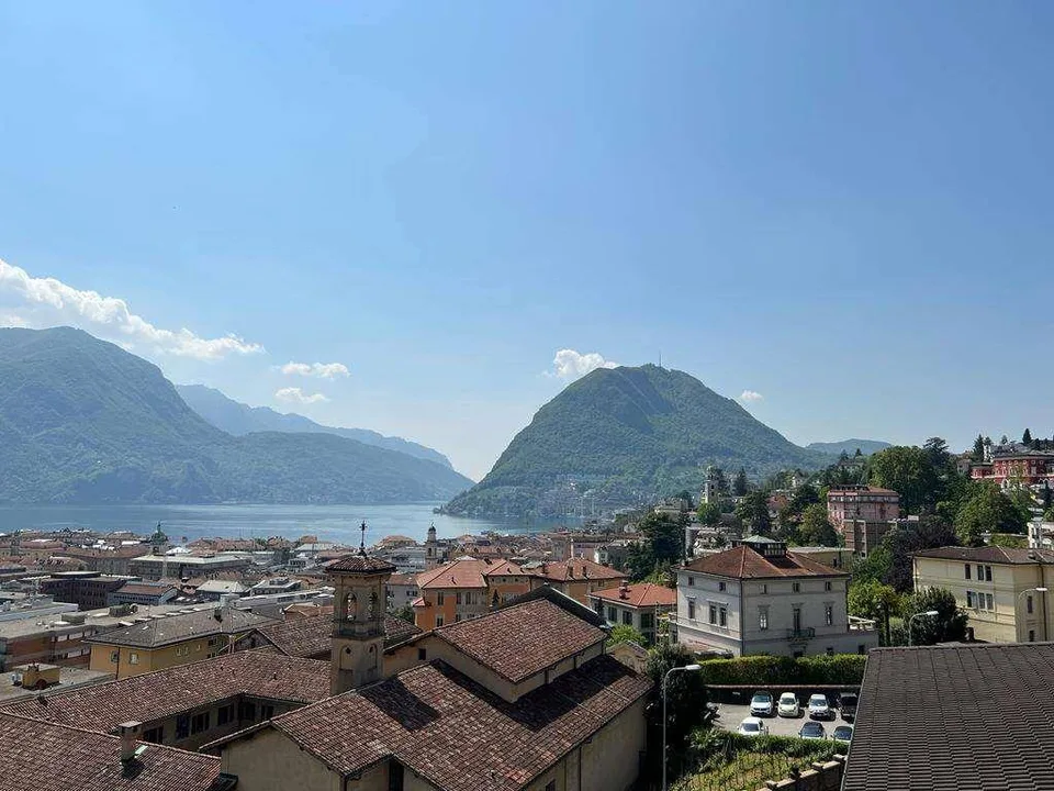 Lugano, ufficio di prestigio di 7 locali con vista lago panoramica