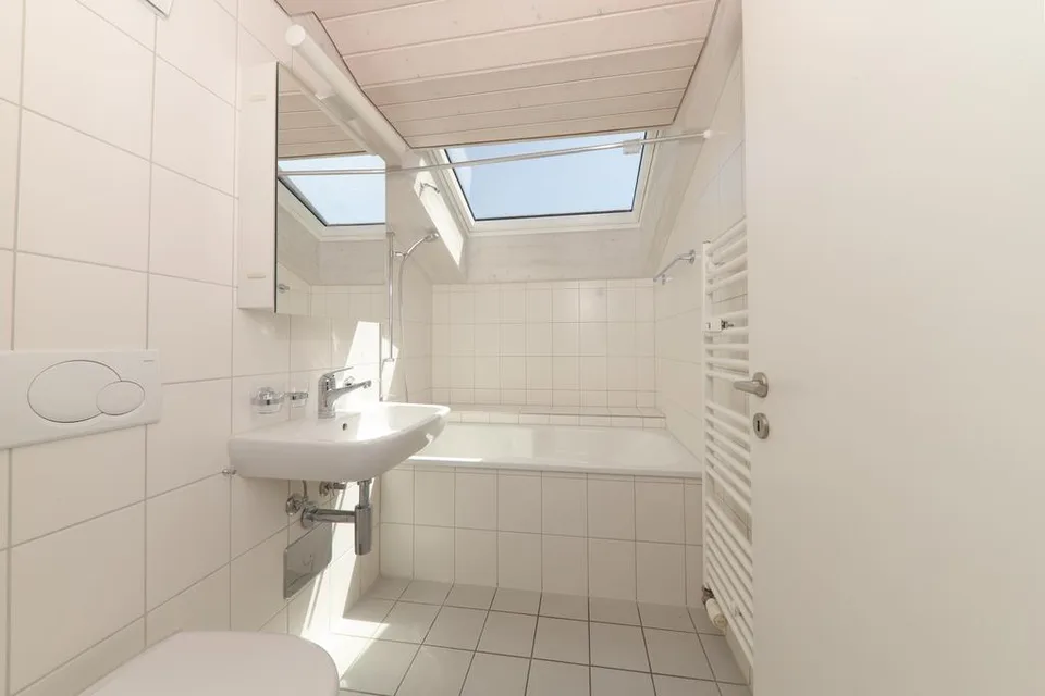 Moderne 2.0-Zimmer-Dachwohnung mit Charme