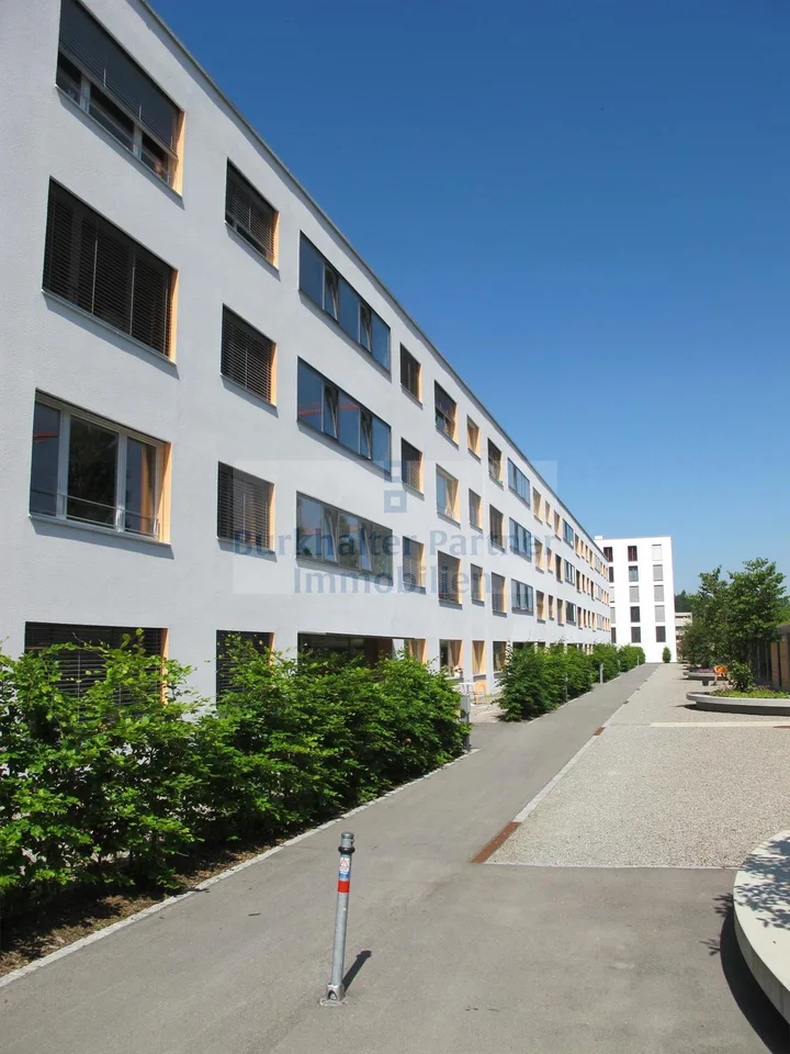 Einstellhallenplätze in Liebefeld BE