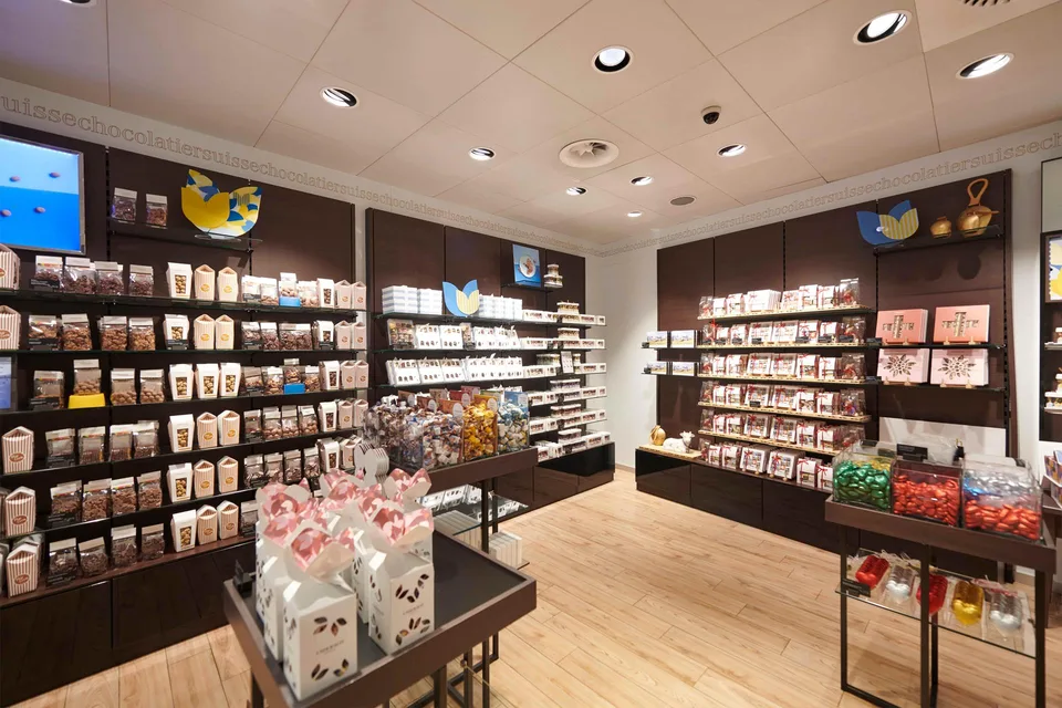 Hochfrequentierte Corner-Retailfläche 82 m² Autobahnraststätte Wür... – Foto 6 von 7