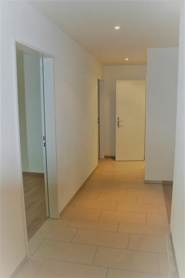 Grosszügige 3 1/2-Zimmerwohnung, ca. 97 m2