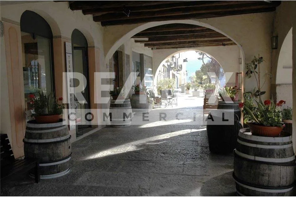 Affascinante locale commerciale sul lungolago di Morcote con portic... – foto 6 di 13
