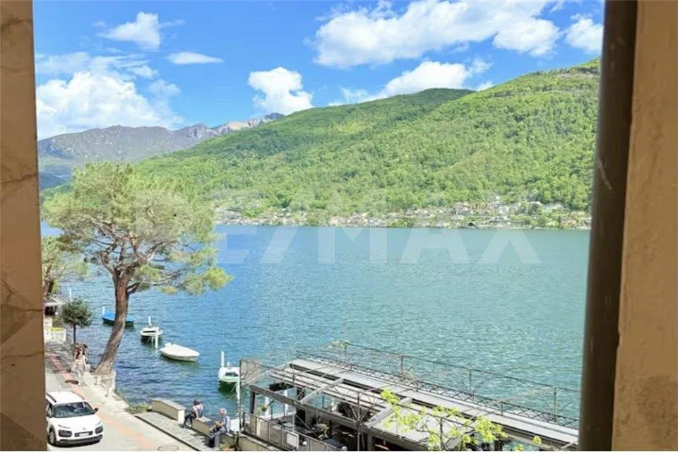 Elegante 1½ locali con vista lago a Morcote