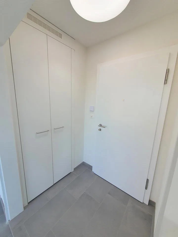 Neu sanierte 3.5 Zimmerwohnung Attika im St. Johann-Quartier – Foto 7 von 9