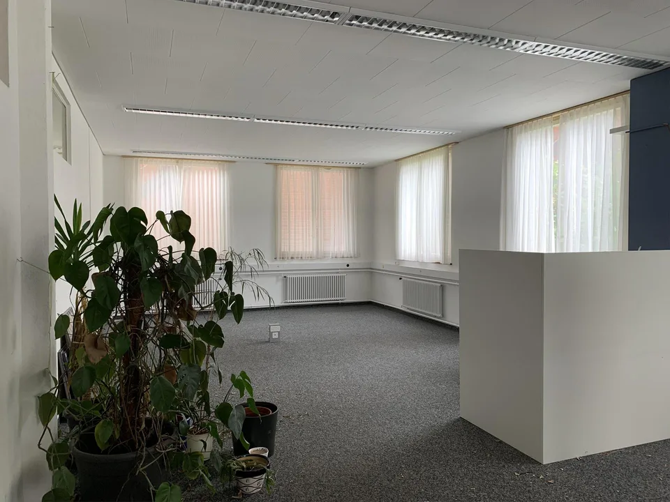 Büros & Lagerflächen ab 10m2