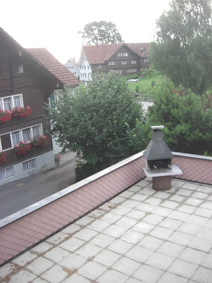 grosse 5.5 Zimmerwohnung mit grosszügiger Terrasse+2 Balkonen