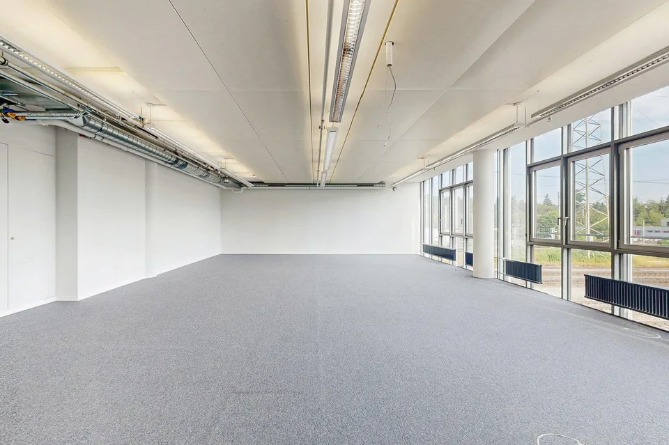 Arbeiten mit Aussicht - Flexible Bürofläche² in Zollikofen – Foto 7 von 9