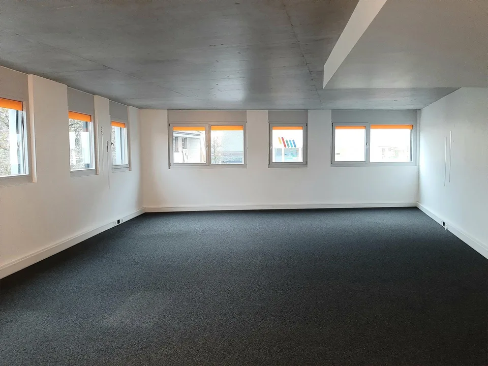 Büroraum an bester Lage!