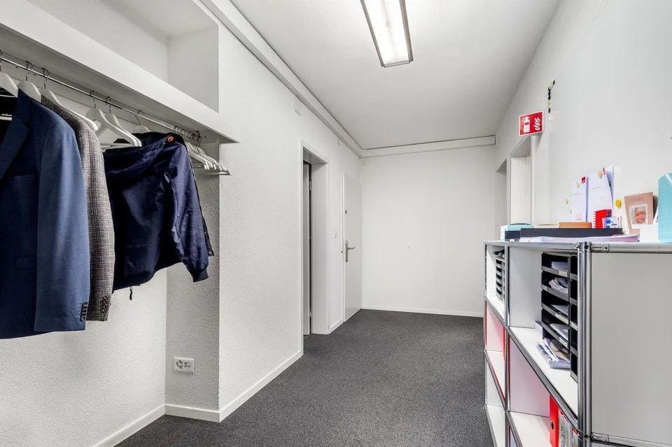Zentral gelegen - helle und flexible Büroräumlichkeiten in Wohlen -... – foto 6 di 6