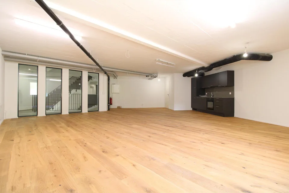 Moderne Gewerbefläche im Neubau