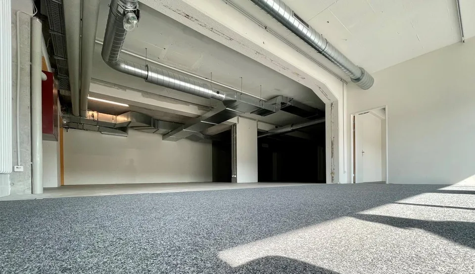 Grosszügige Büroflächen zu vermieten