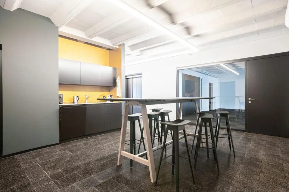 Einzigartiges Büro in Luzern - Ihr Büro in historischem Gebäude – foto 6 di 7