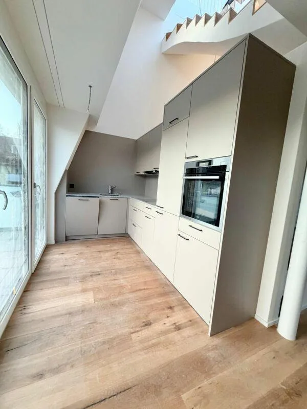 Appartamento moderno di 4,5 locali con balcone e bella vista a St. Gallen