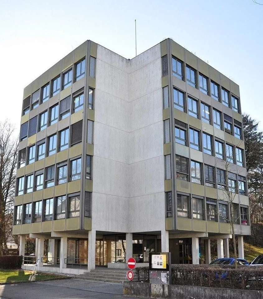 Einstellhallenplätze beim Bürenpark