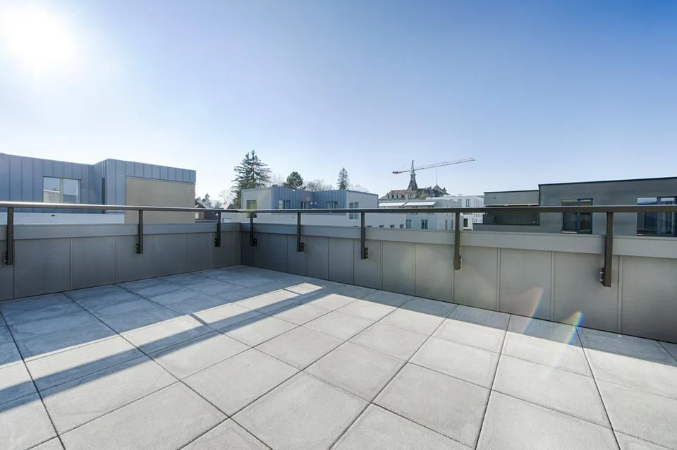 Loyer sans caution - Appartement en attique dans un emplacement ensoleillé – photo 6 sur 8