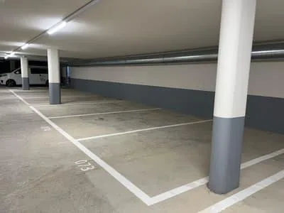 Parken ohne Sorgen/ Ihre Einstellhalle in Zollikofen wartet