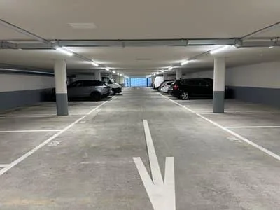 Parken ohne Sorgen/ Ihre Einstellhalle in Zollikofen wartet