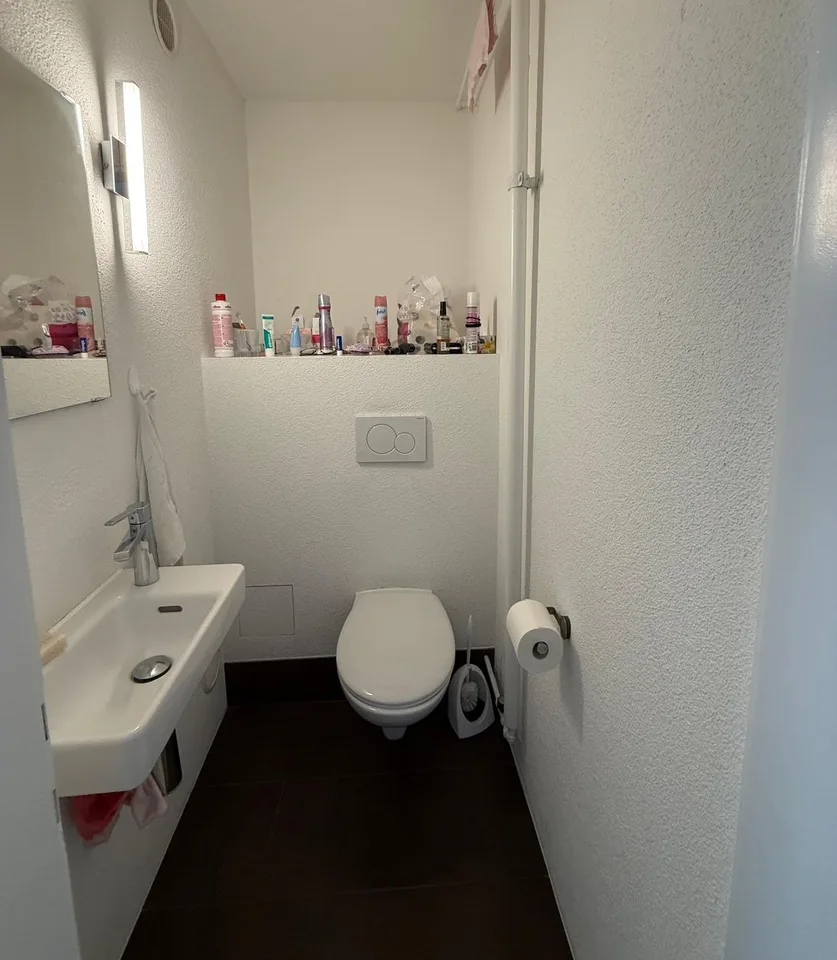Moderne Ladenfläche an zentraler Lage – Foto 8 von 10