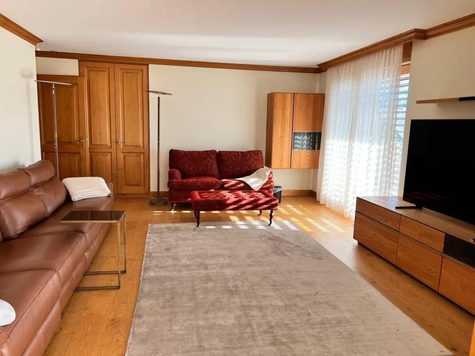 5,5-Zimmer-Wohnung mit herrlicher 80 m2 Balkon-Terrasse – Foto 6 von 17